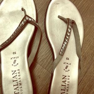 Women’s flip flops